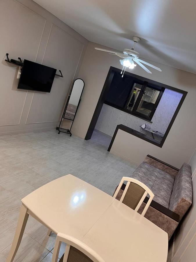 Zhalgin'S Apartments 1 Turksib Екстериор снимка