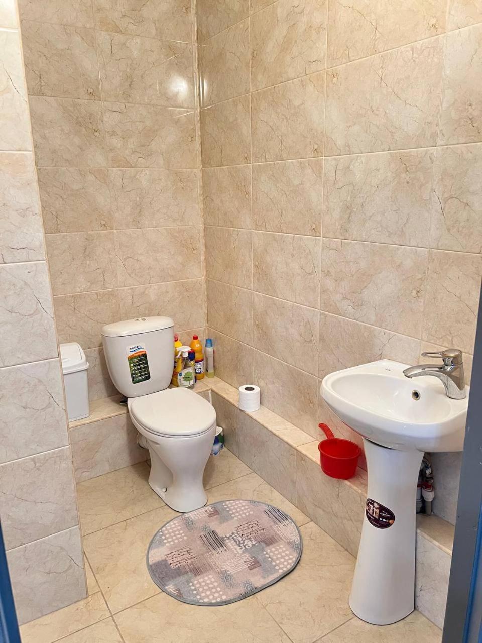 Zhalgin'S Apartments 1 Turksib Екстериор снимка
