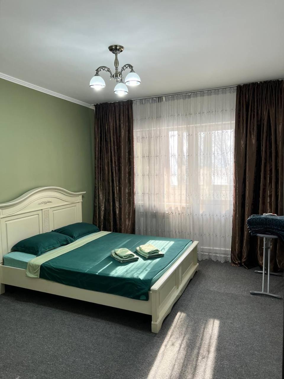 Zhalgin'S Apartments 1 Turksib Екстериор снимка