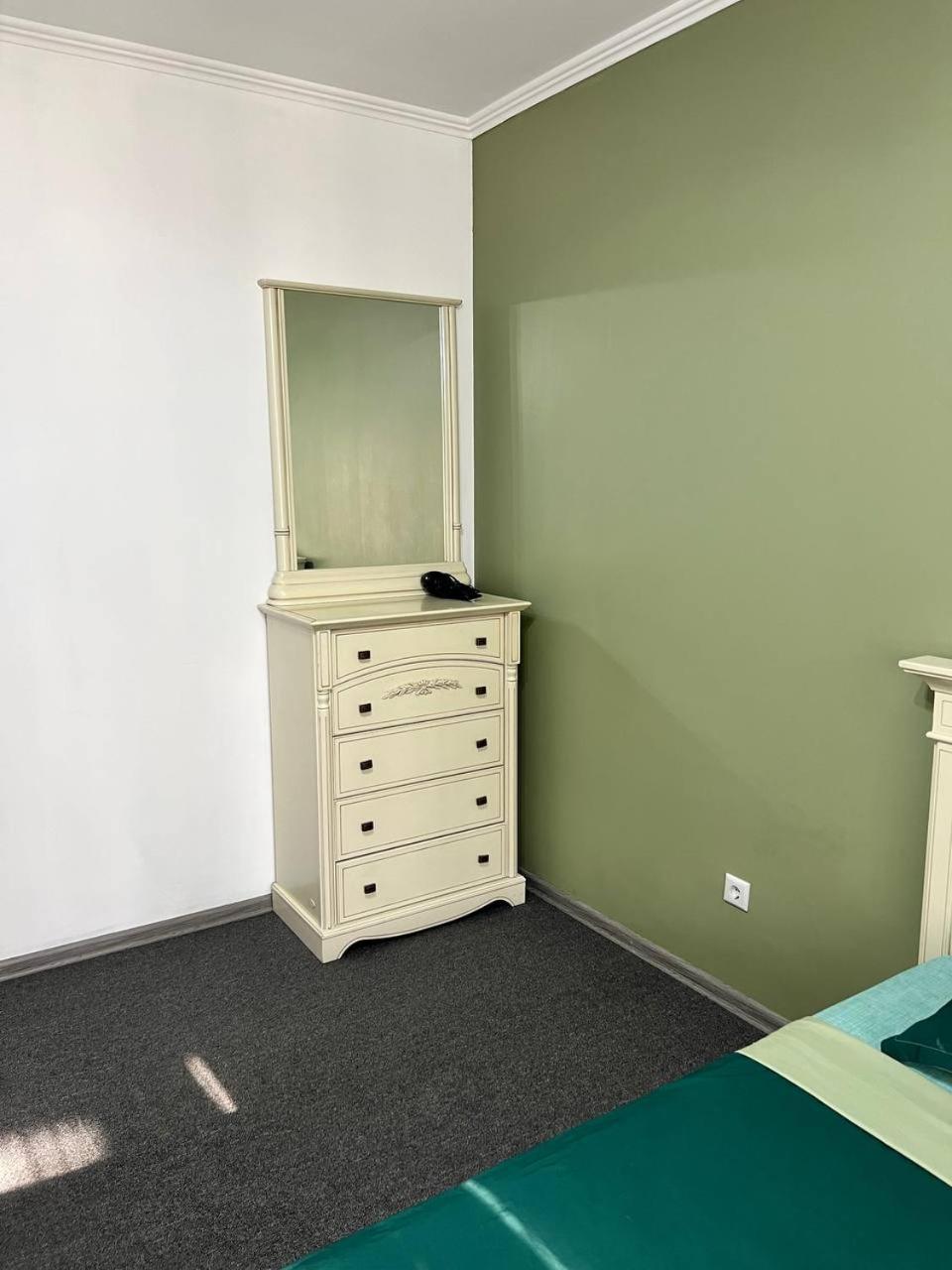 Zhalgin'S Apartments 1 Turksib Екстериор снимка